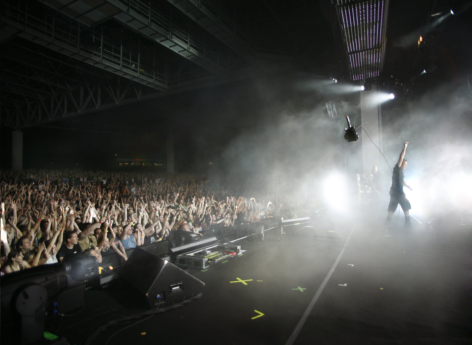 p-nin-live11.jpg